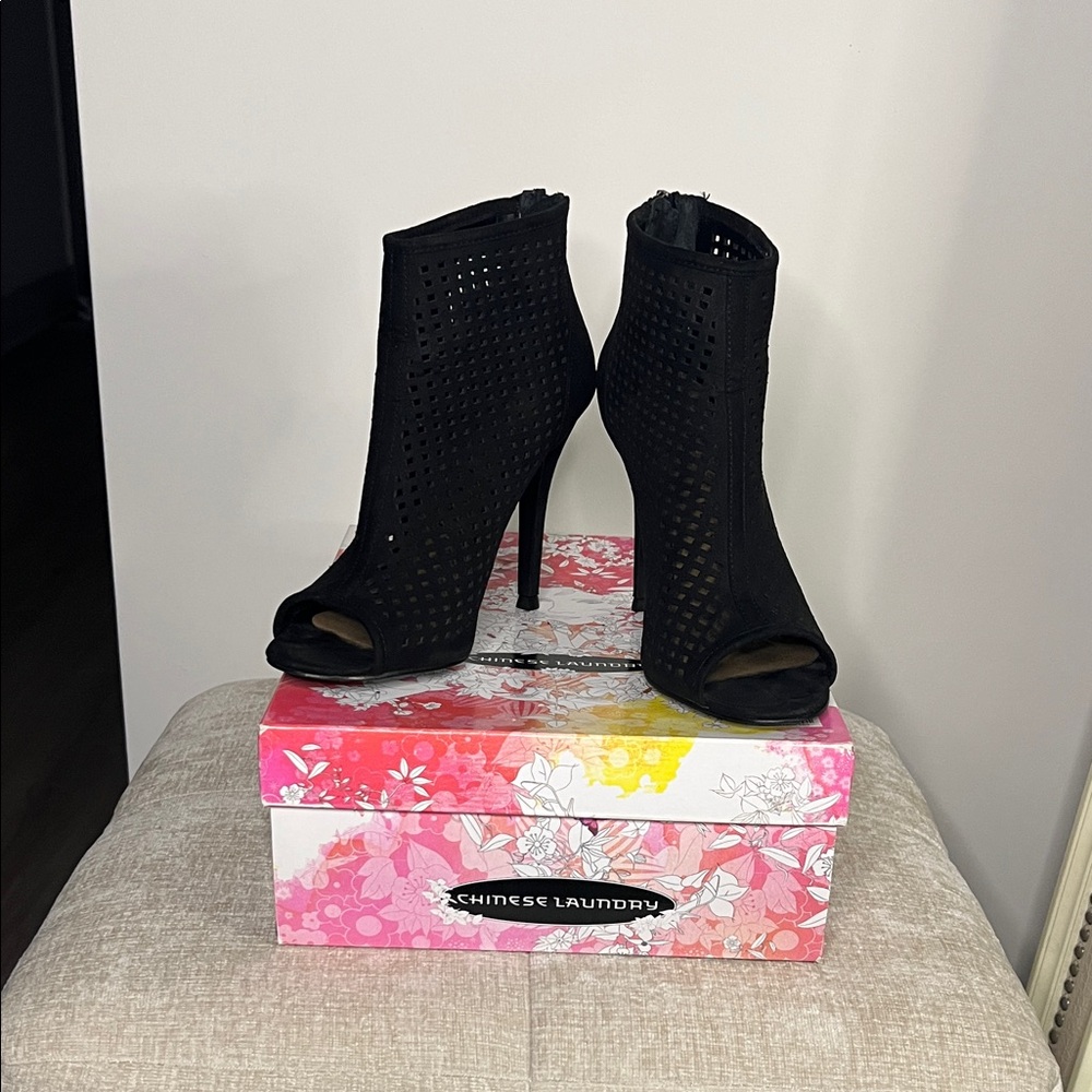 Chinese Laundry Black Perforated Heeled Boots